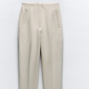 Famous Zara pants/trousers with high waist (Oyster-white)
